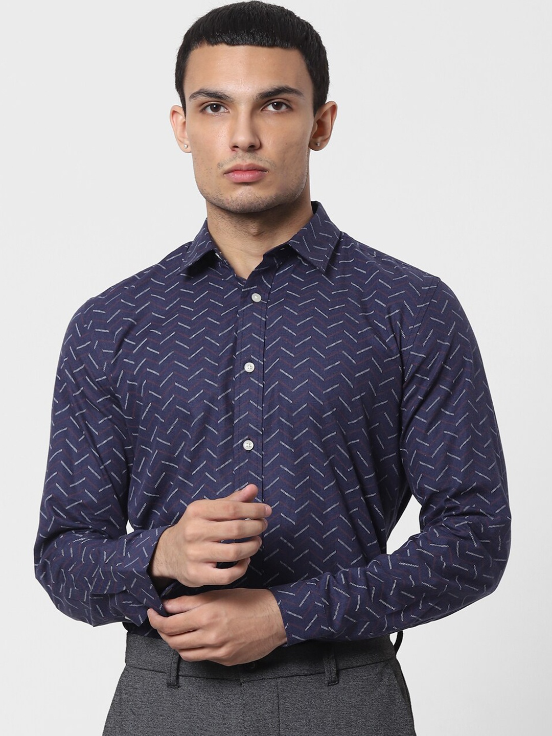 

Jack & Jones Men Navy Blue Slim Fit Opaque Printed Casual Shirt