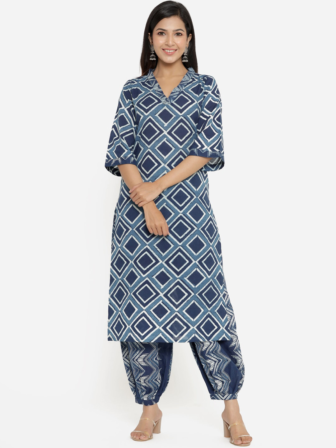 

Aprique FAB Women Blue & White Printed Pure Cotton Kurta with Salwar