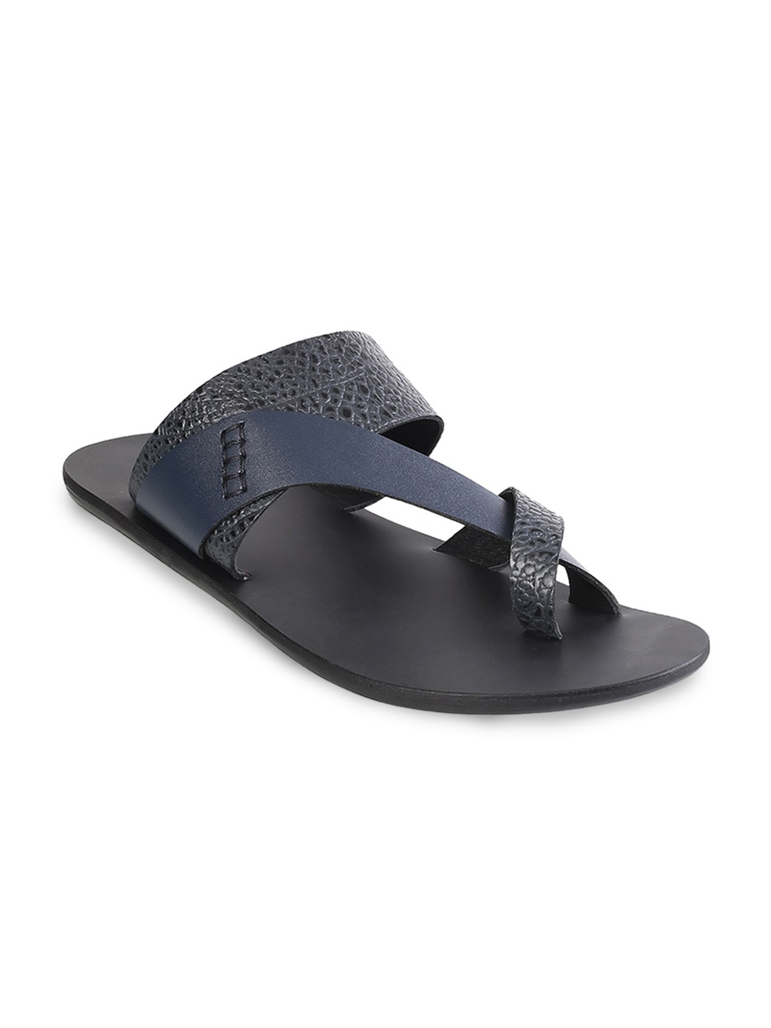

Mochi Men Navy Blue & Black Textured Slip On Casual Comfort Sandals