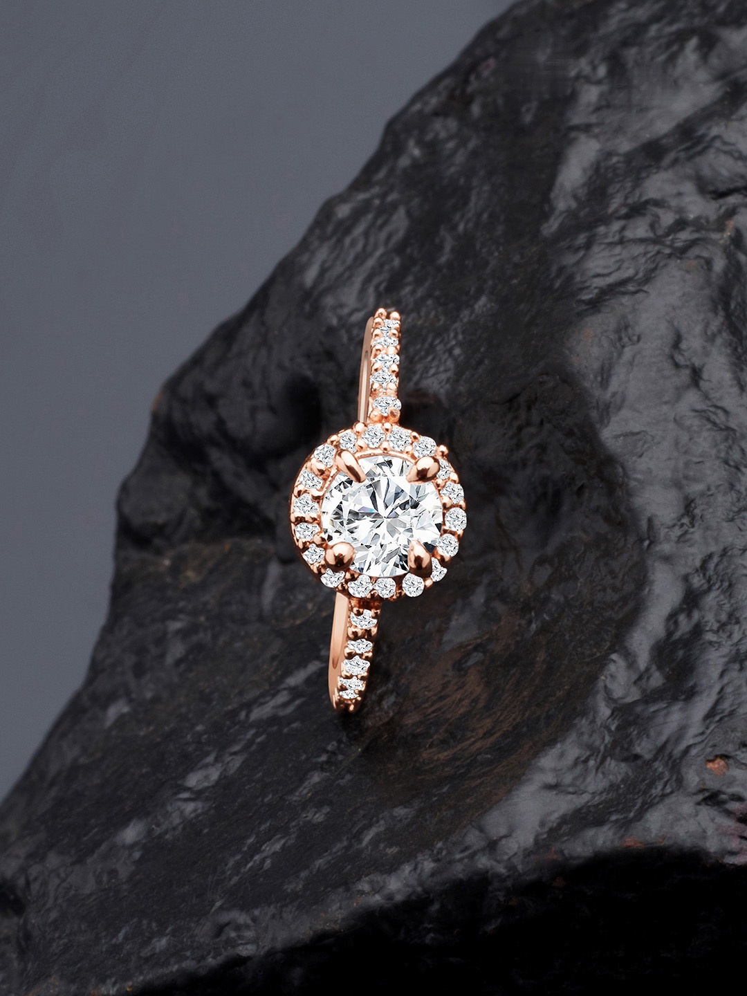 

AMI Rose Gold-Plated & White CZ-Studded Contemporary Finger Ring