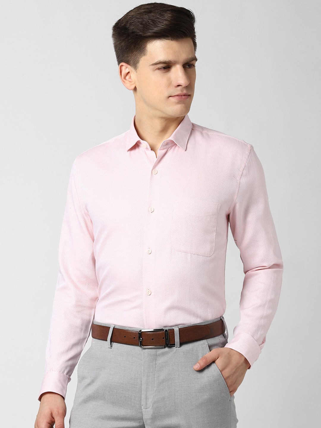 

Peter England Elite Men Pink Slim Fit Formal Shirt