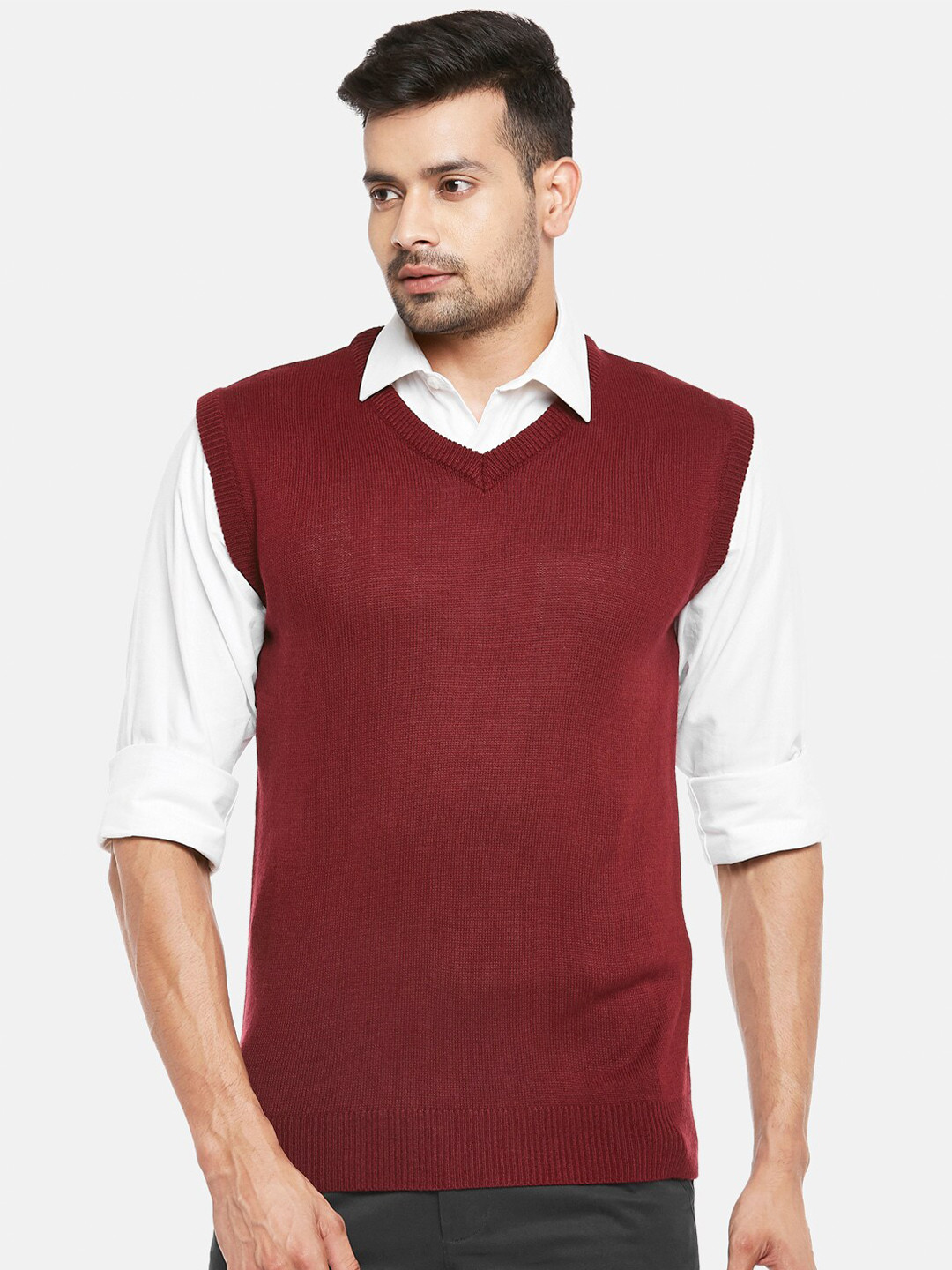 

BYFORD by Pantaloons Men Maroon Solid Sweater vest