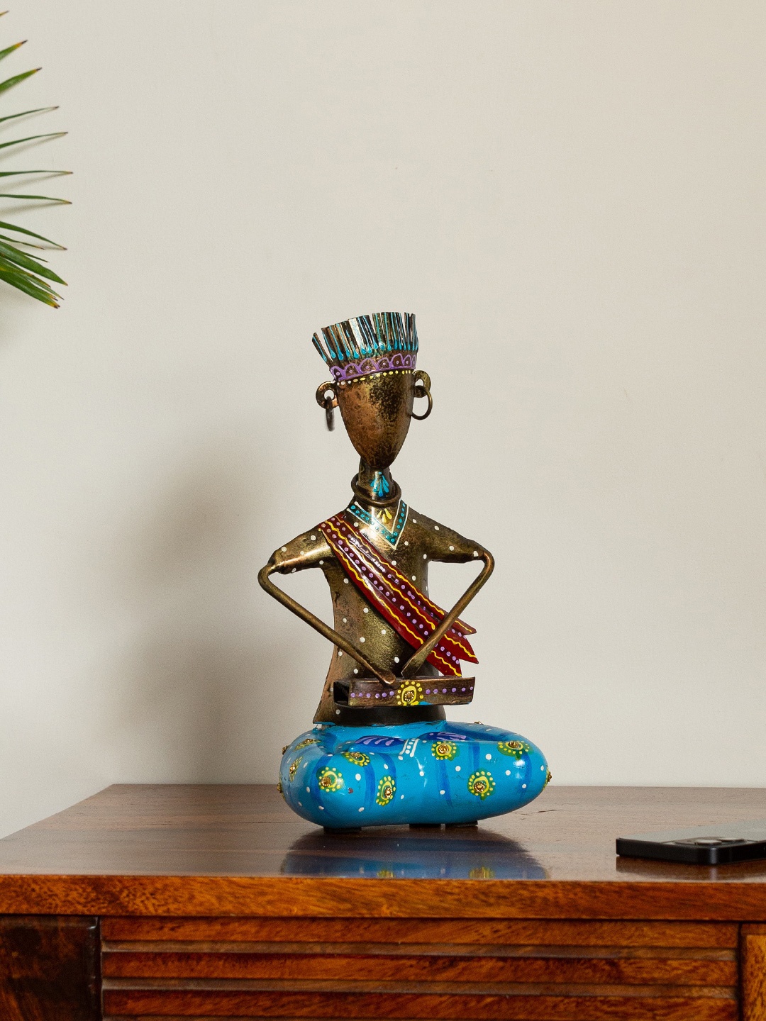 

ExclusiveLane Gold-Toned & Blue Hand-Painted & Handcrafted Decorative Showpiece