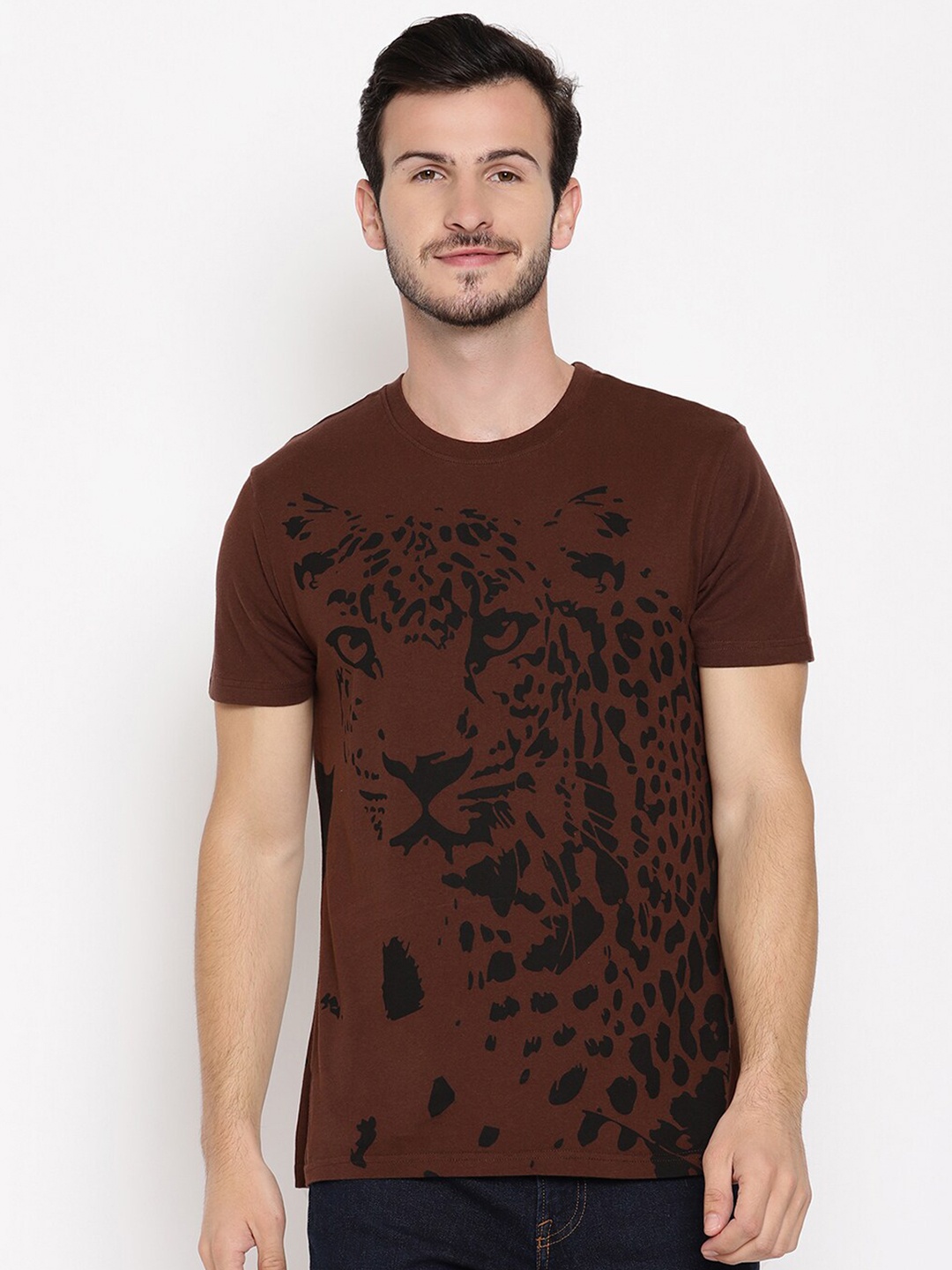 

Wolfpack Men Brown Leopard Graphic Printed T-shirt