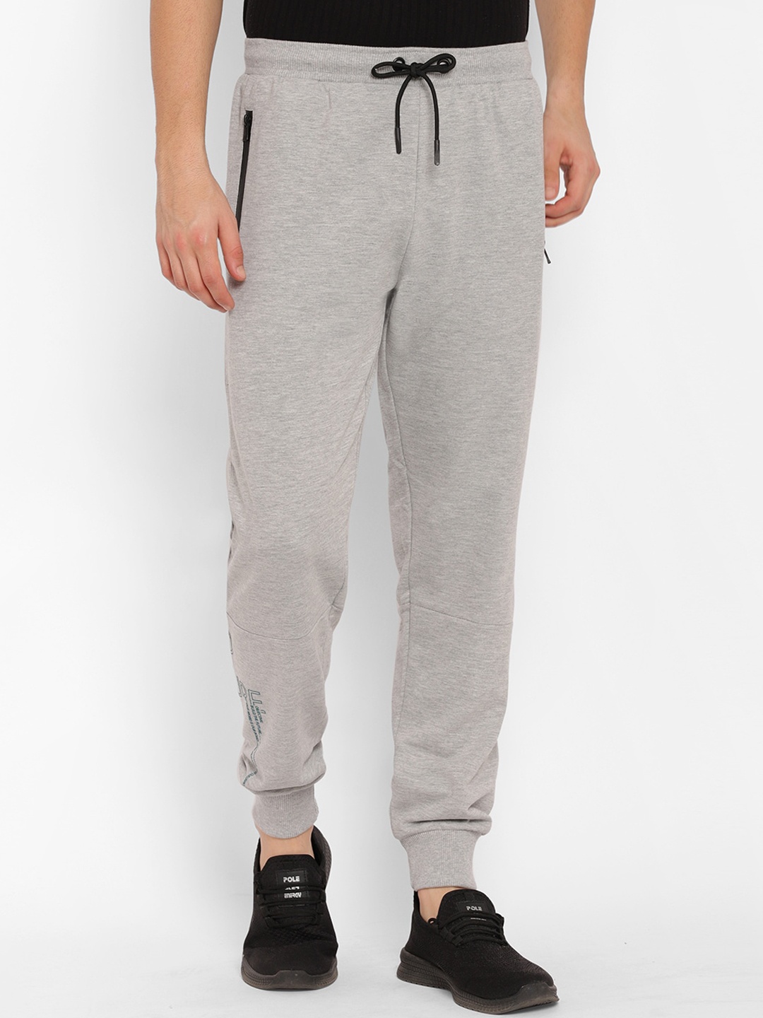 

SAPPER Men Grey Solid Slim-Fit Cotton Joggers