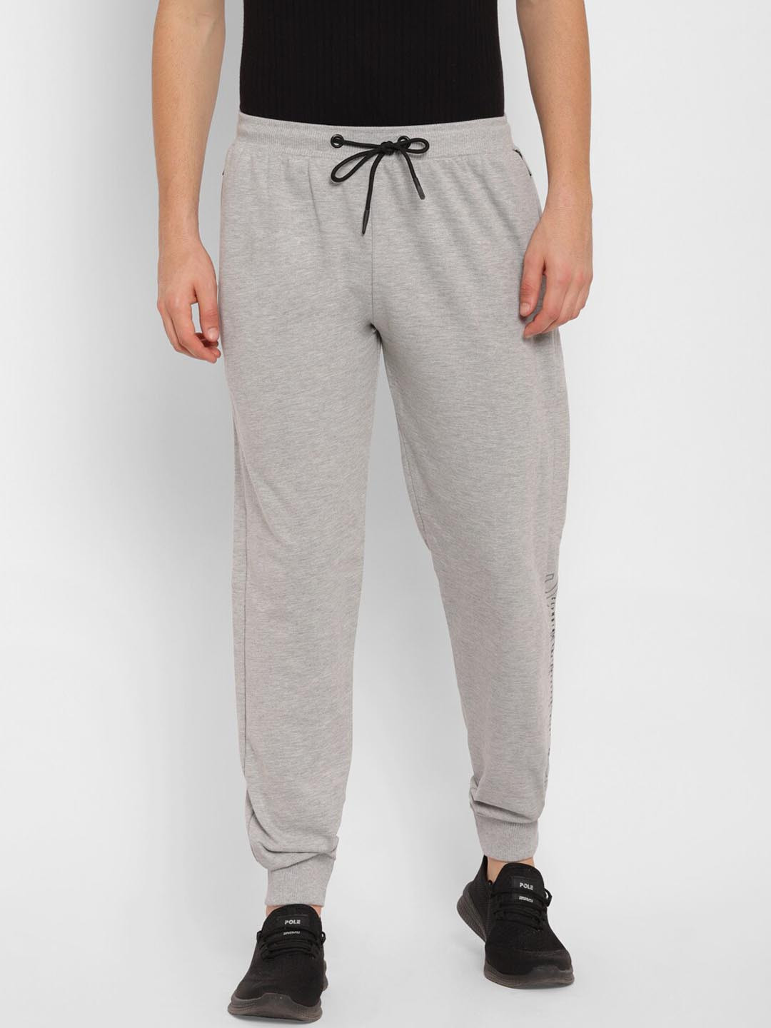

SAPPER Men Grey Solid Cotton Slim-Fit Joggers
