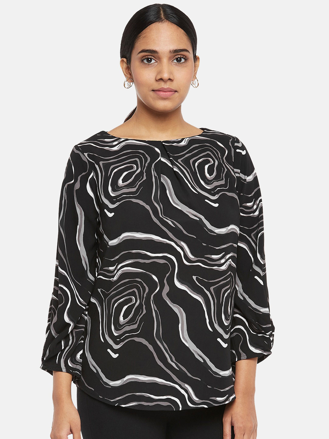 

Annabelle by Pantaloons Black Printed Blouson Top