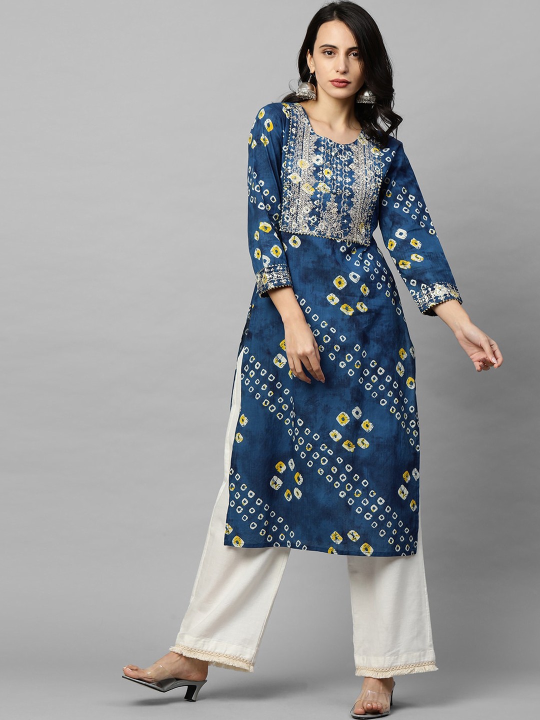 

FASHOR Women Blue & White Bandhani Printed Thread Work Kurta