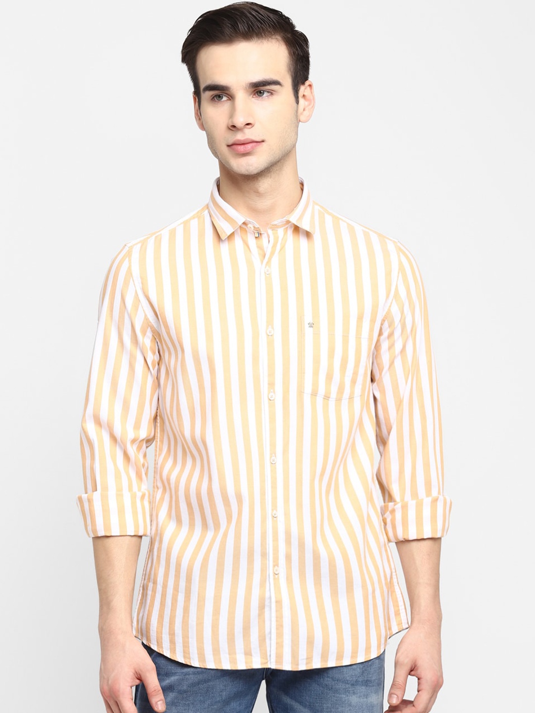 

Turtle Men Yellow Slim Fit Opaque Striped Casual Shirt