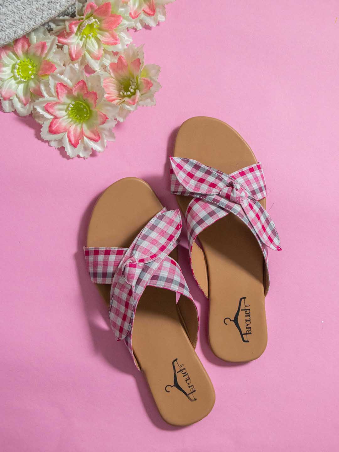 

Brauch Women Pink Printed One Toe Flats with Bows