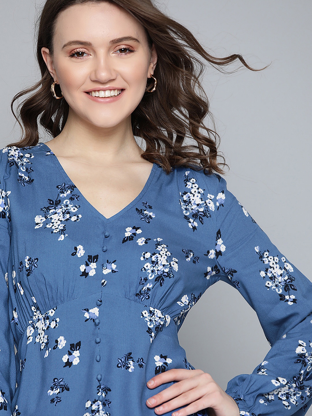 

Mast & Harbour Blue & White Floral Print A-Line Top