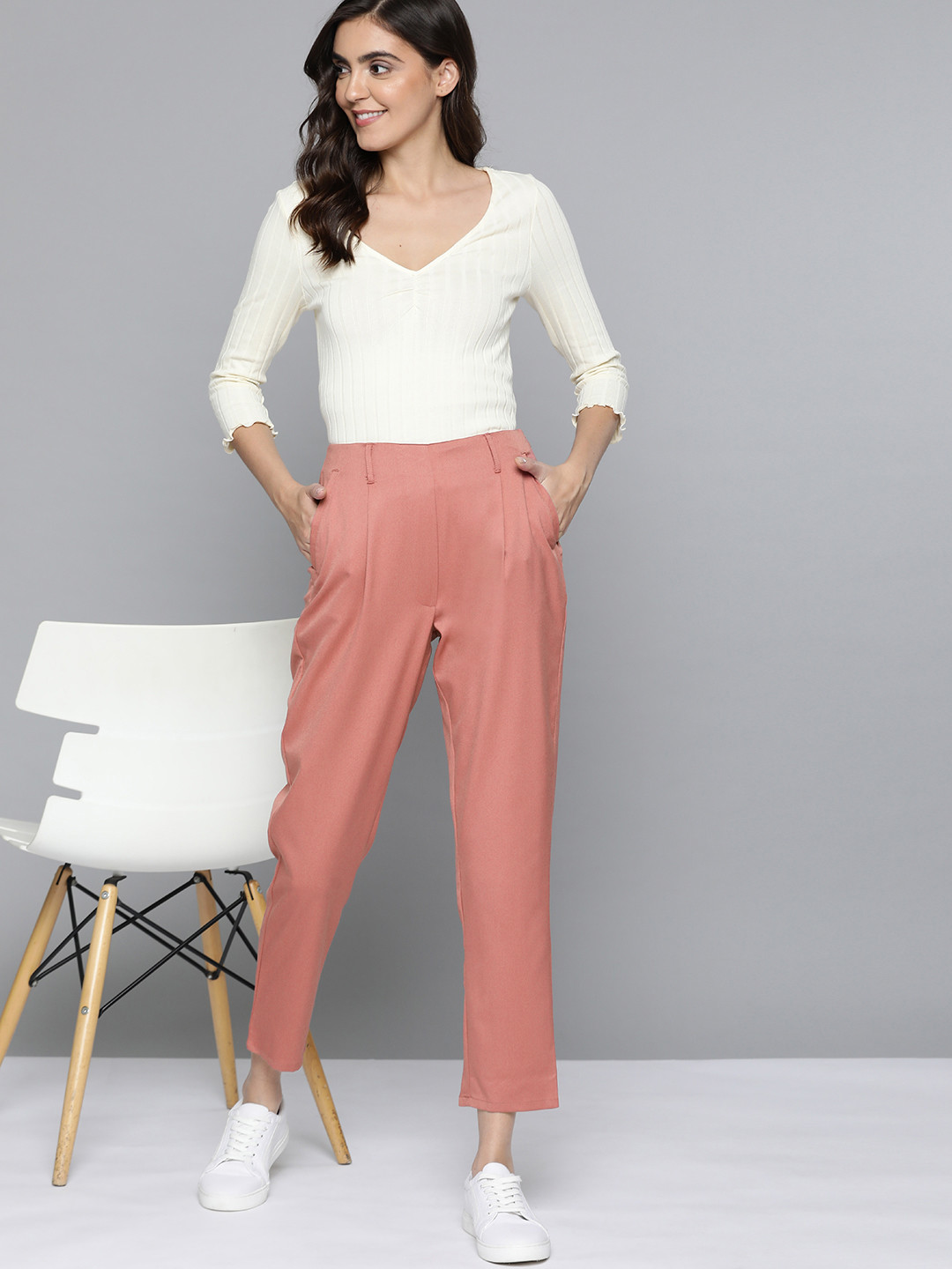 

Mast & Harbour Women Dusty Pink Solid Pleated Trousers