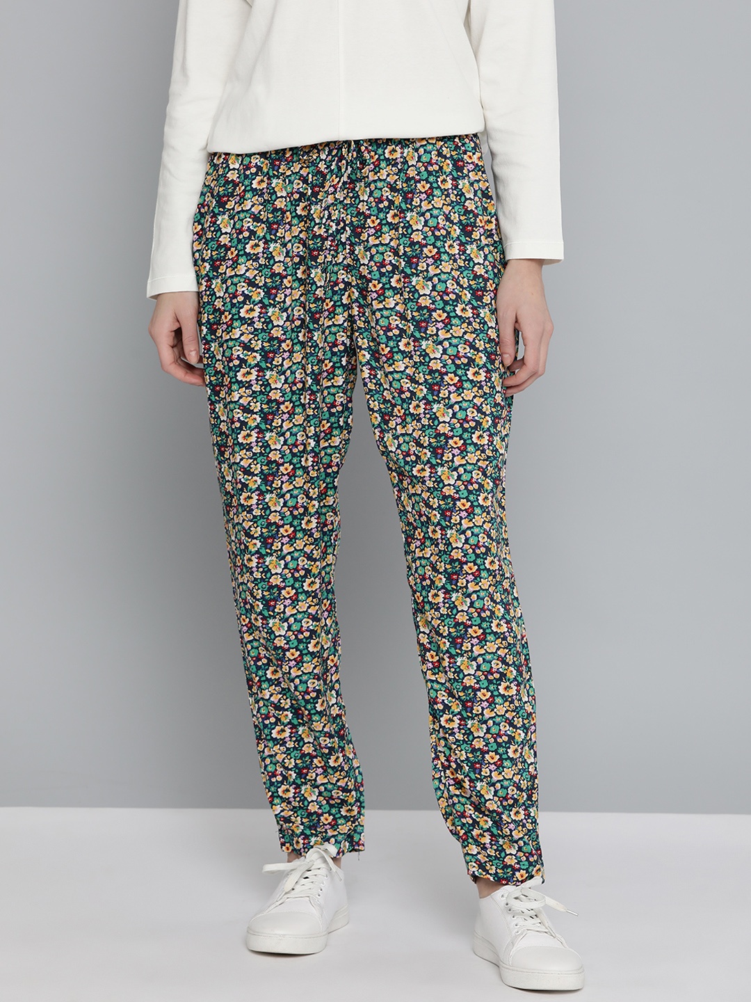 

Mast & Harbour Women Navy Blue Floral Printed Trousers