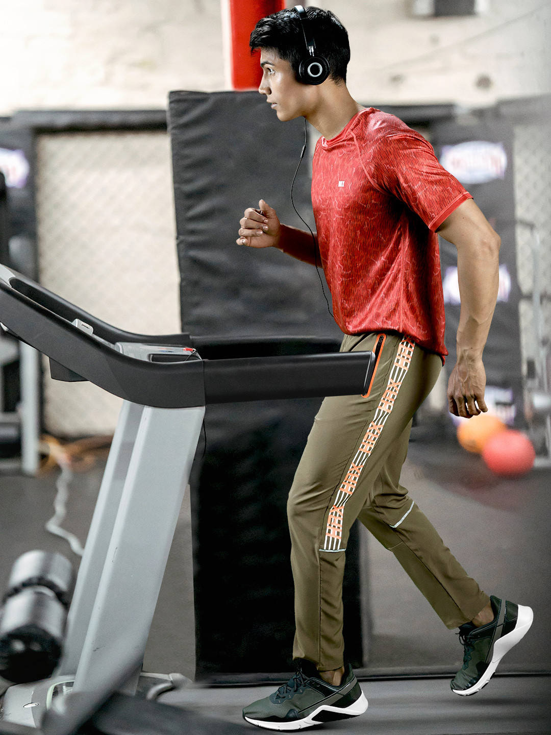 

HRX By Hrithik Roshan Men Red Printed Reversible Training T-shirt