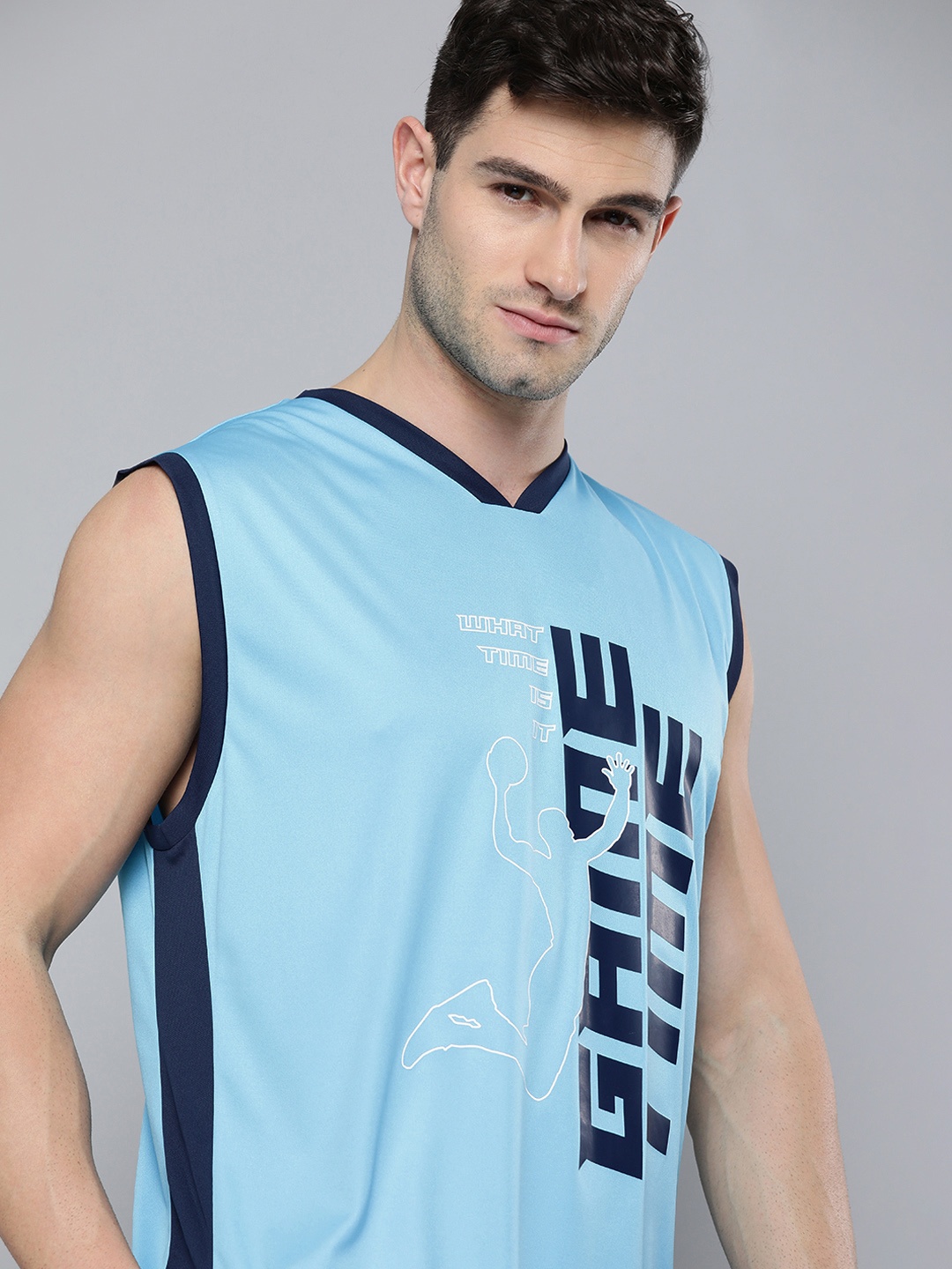 

HRX By Hrithik Roshan Men Blue Graphic Rapid-Dry Basketball T-shirt