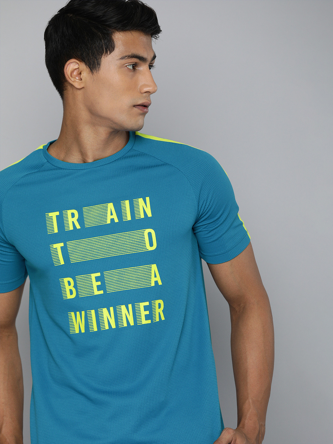 

HRX By Hrithik Roshan Men Blue & Green Rapid-Dry Brand Carrier Training Tshirts