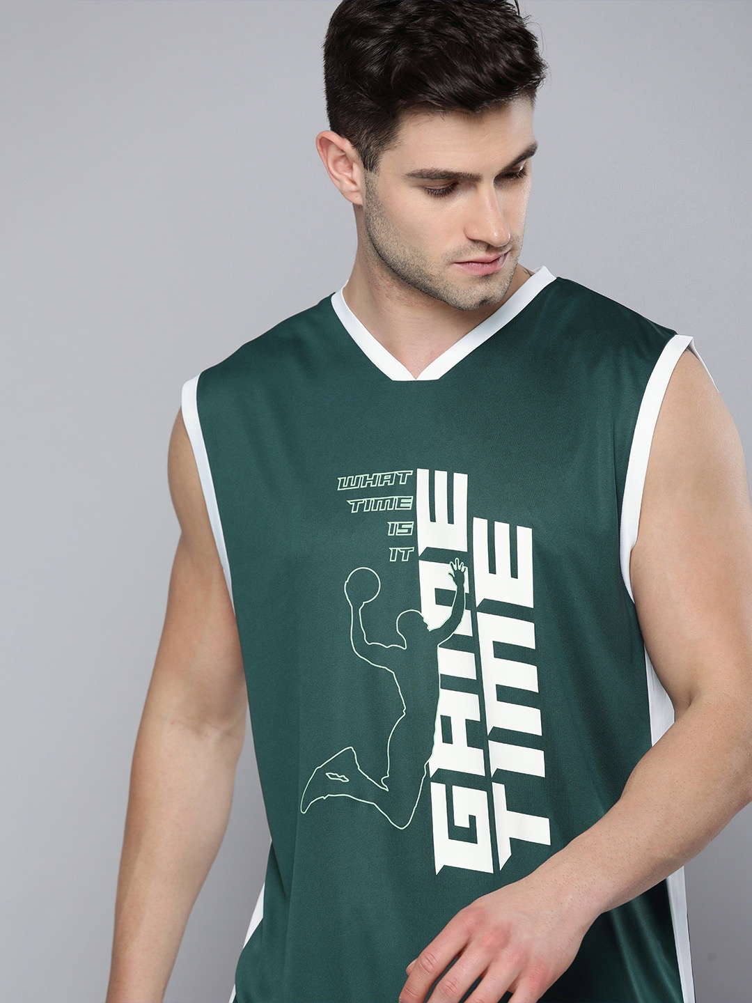 

HRX By Hrithik Roshan Basketball Men Optic White Rapid-Dry Graphic Tshirts, Green