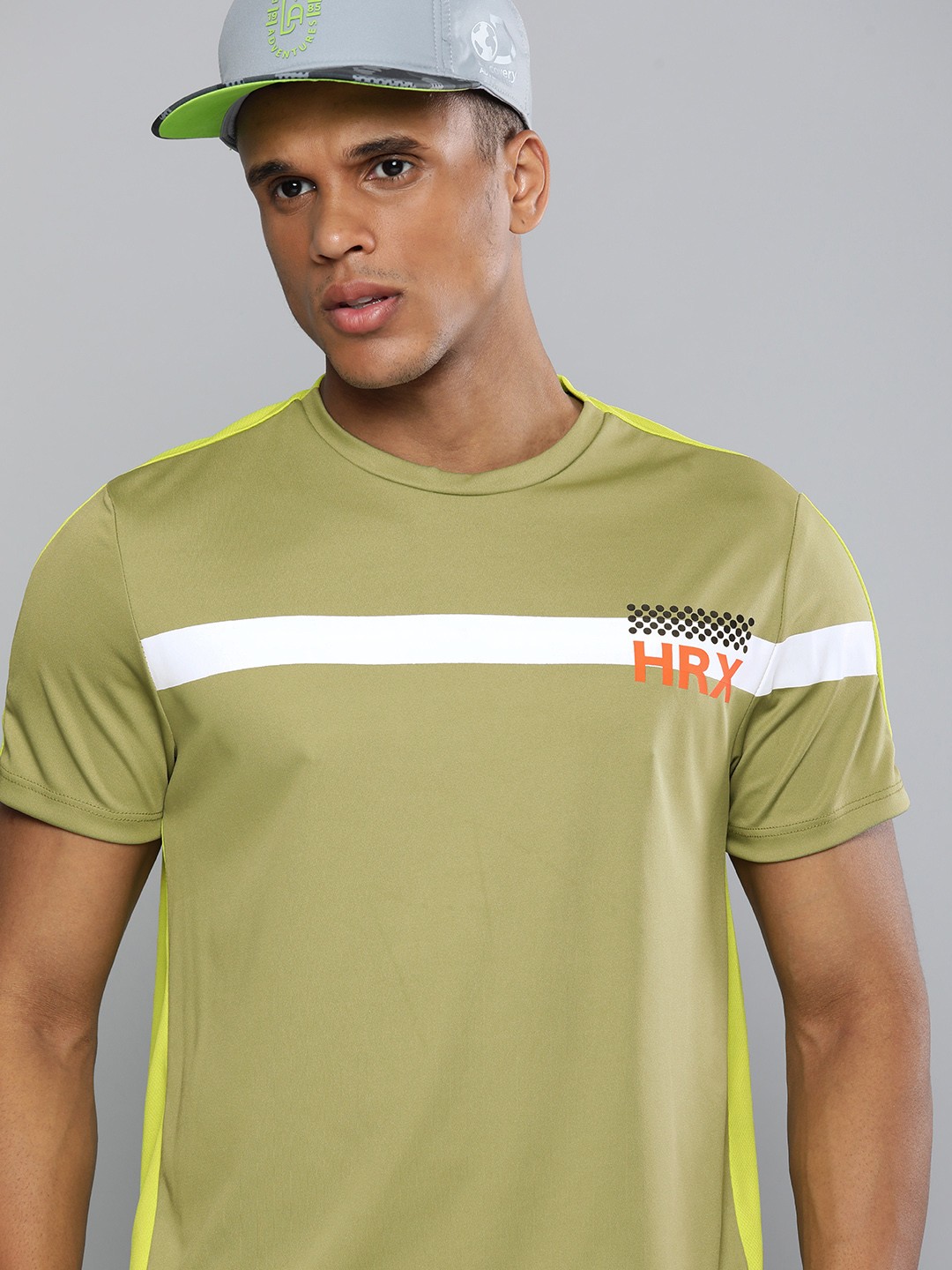 

HRX By Hrithik Roshan Running Men Mosstone Rapid-Dry colourblock Tshirts, Olive