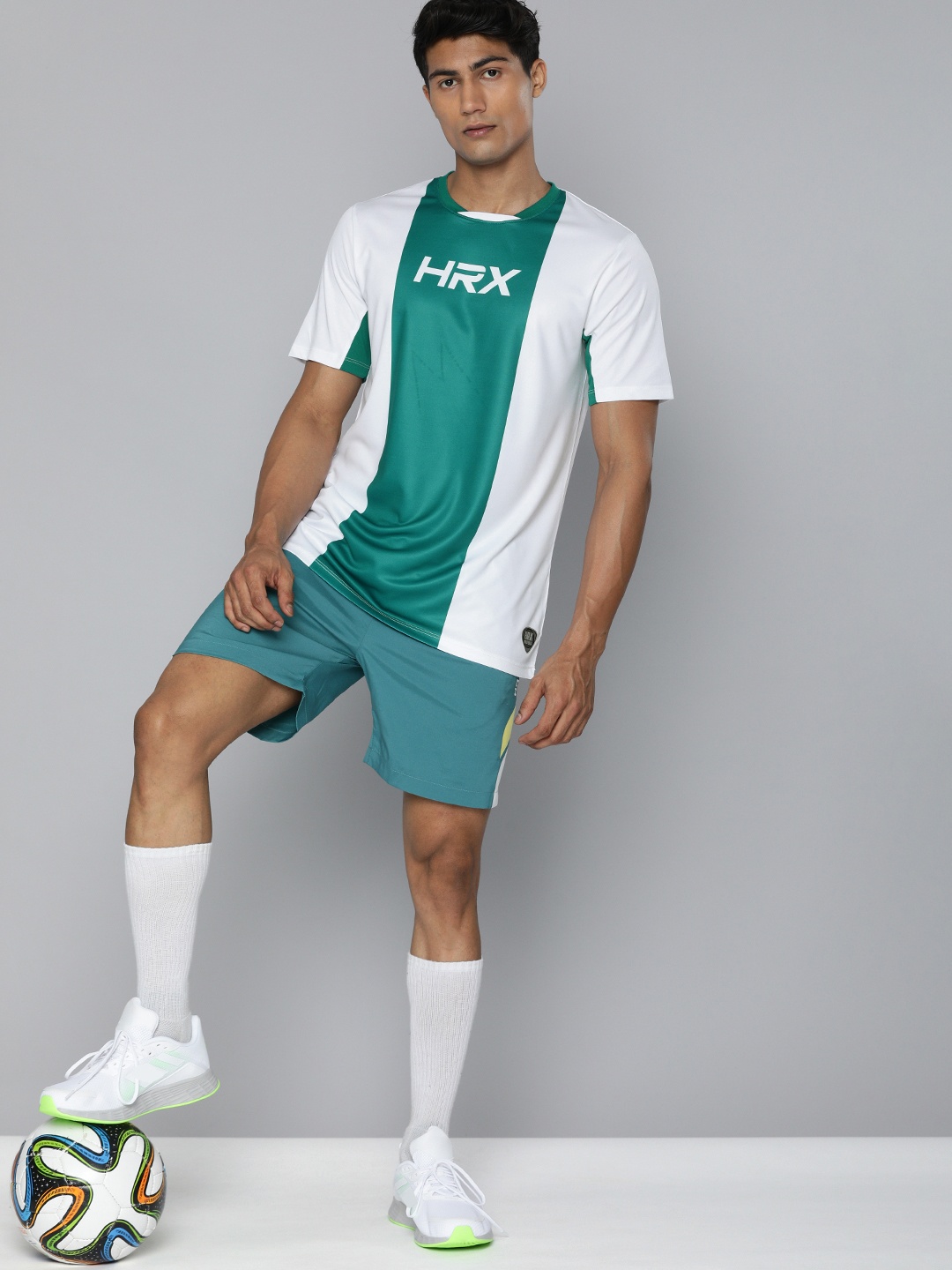

HRX By Hrithik Roshan Football Men Ivy & Optic White Rapid-Dry Brand Carrier Tshirts