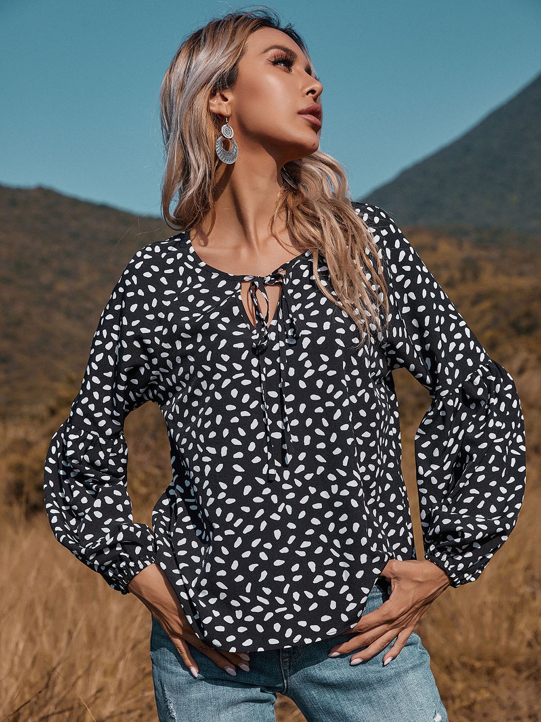 

URBANIC Women Black & White Geometric Tie-Up Neck Regular Top