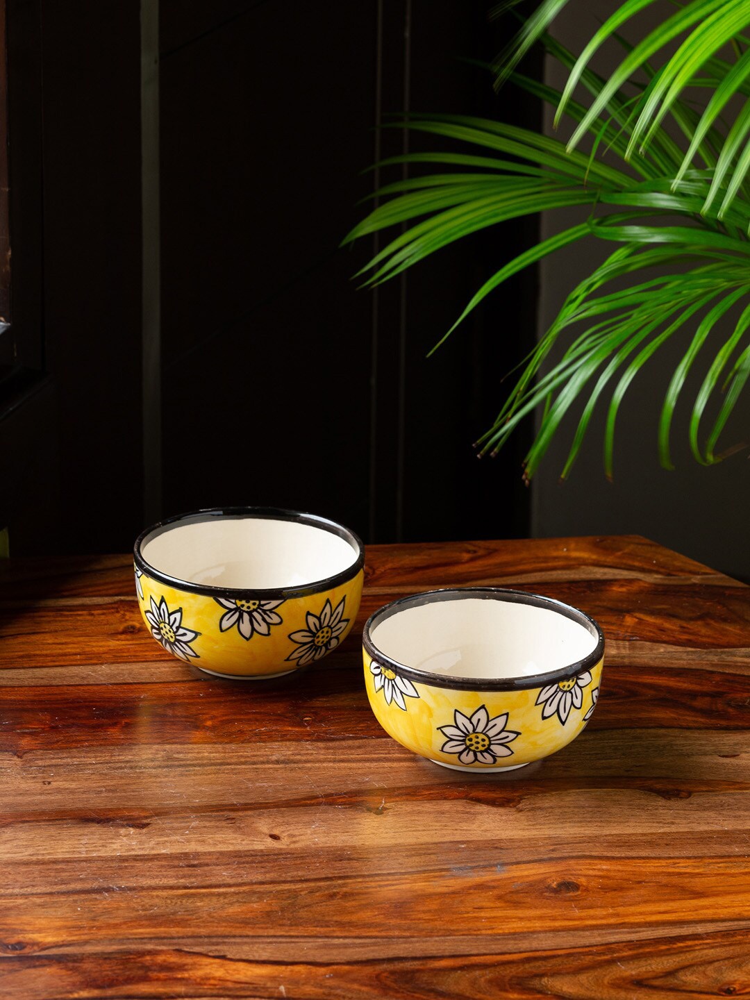 

ExclusiveLane Set Of 2 Californian Sunflowers Handpainted Serving Bowls (400 ml), Yellow