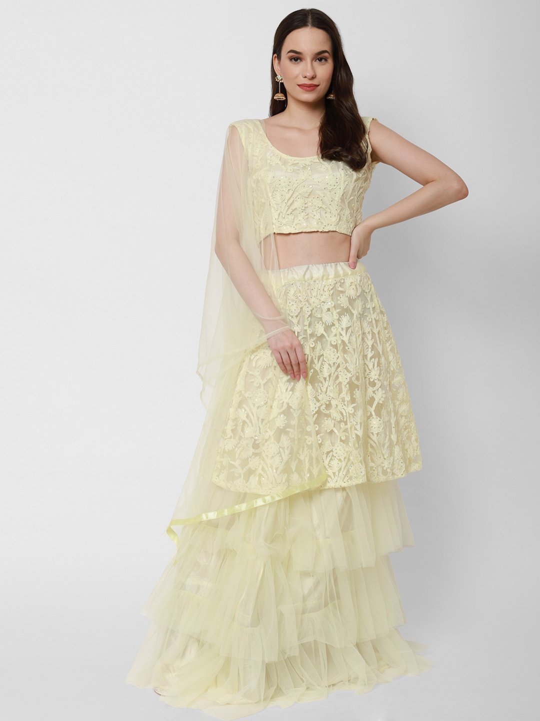 

RedRound Cream-Coloured Embroidered Sequinned Semi-Stitched Lehenga & Unstitched Blouse With Dupatta