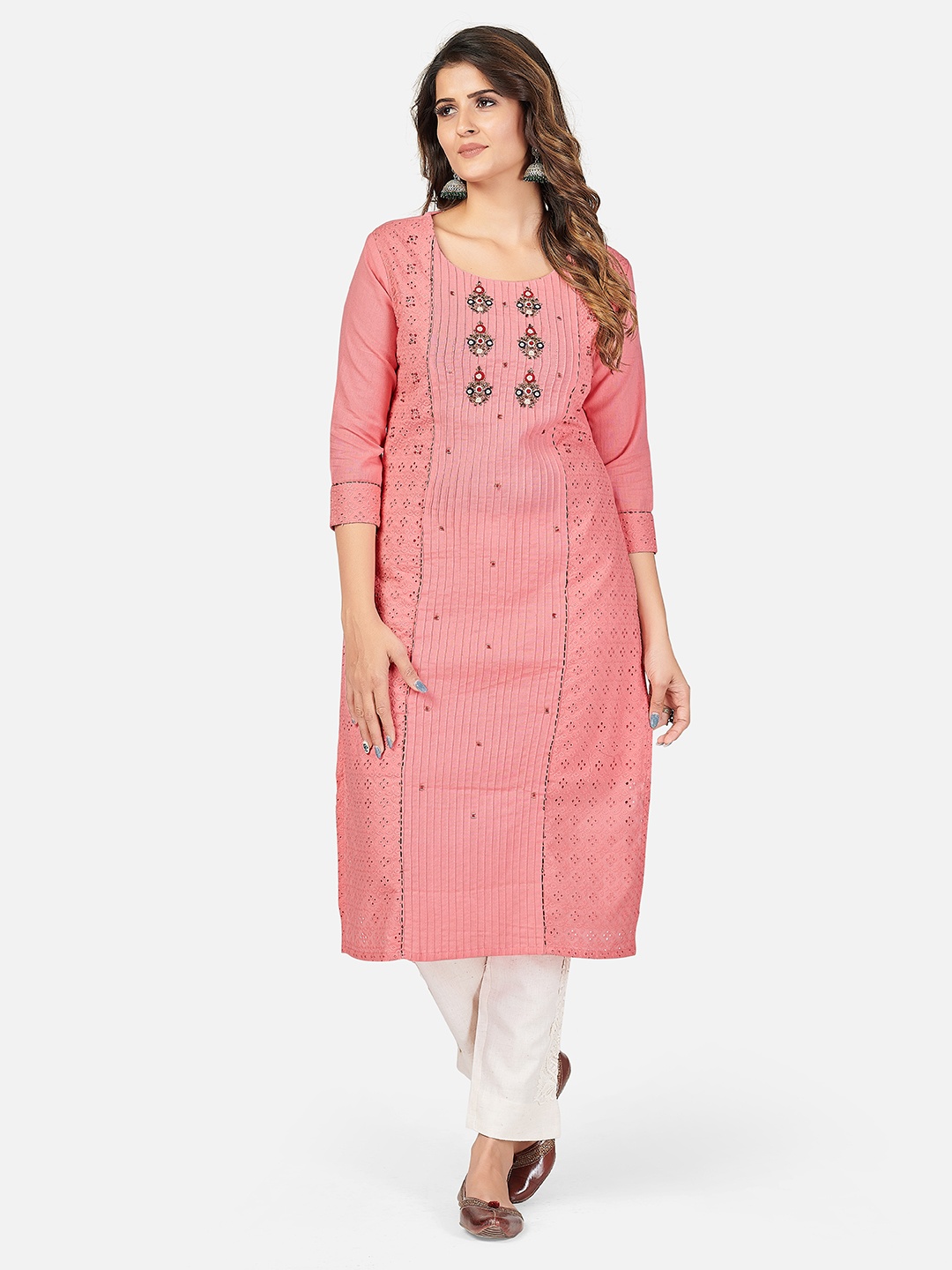 

Vbuyz Women Peach-Coloured & Red Ethnic Motifs Embroidered Chikankari Cotton Kurta