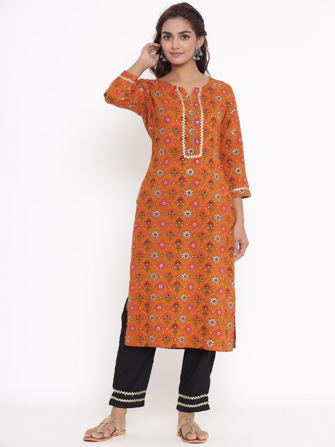 

VEDANA Women Orange & Black Ethnic Motifs Printed Gotta Patti Kurta with Trousers