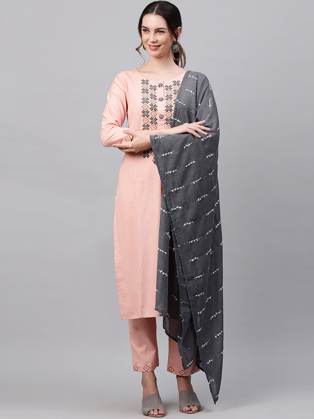 

Indo Era Women Peach-Coloured Yoke Design Regular Thread Work Kurta with Trousers & With Dupatta