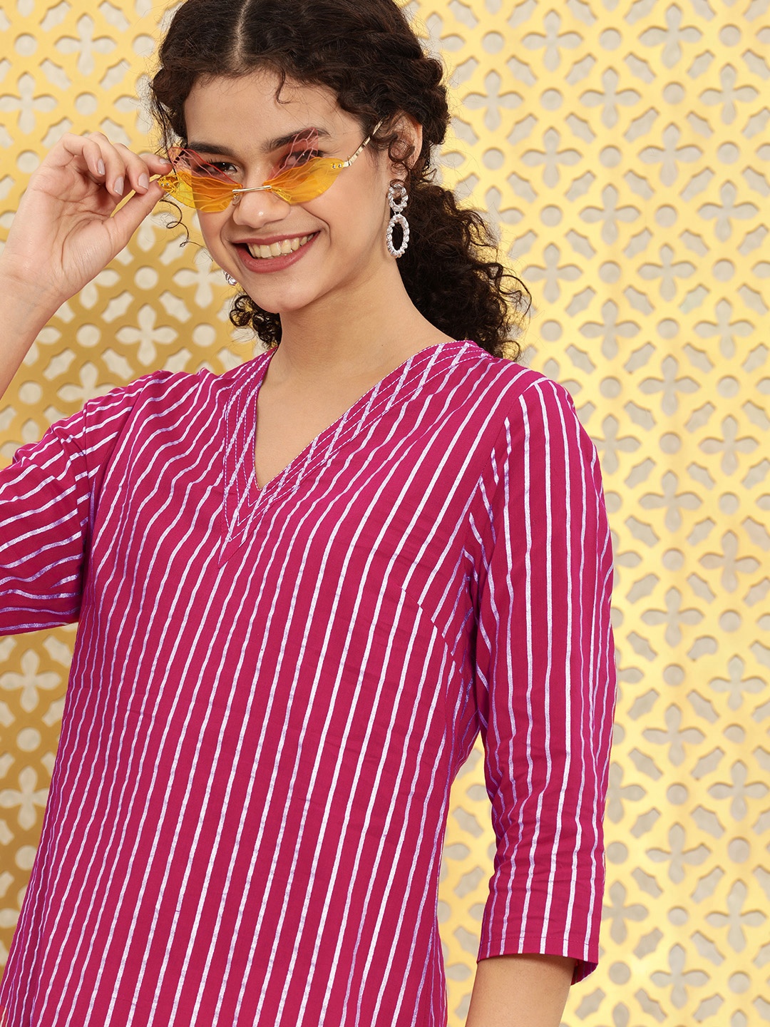 

Ode by House of Pataudi Women Pink & White Striped Kurta