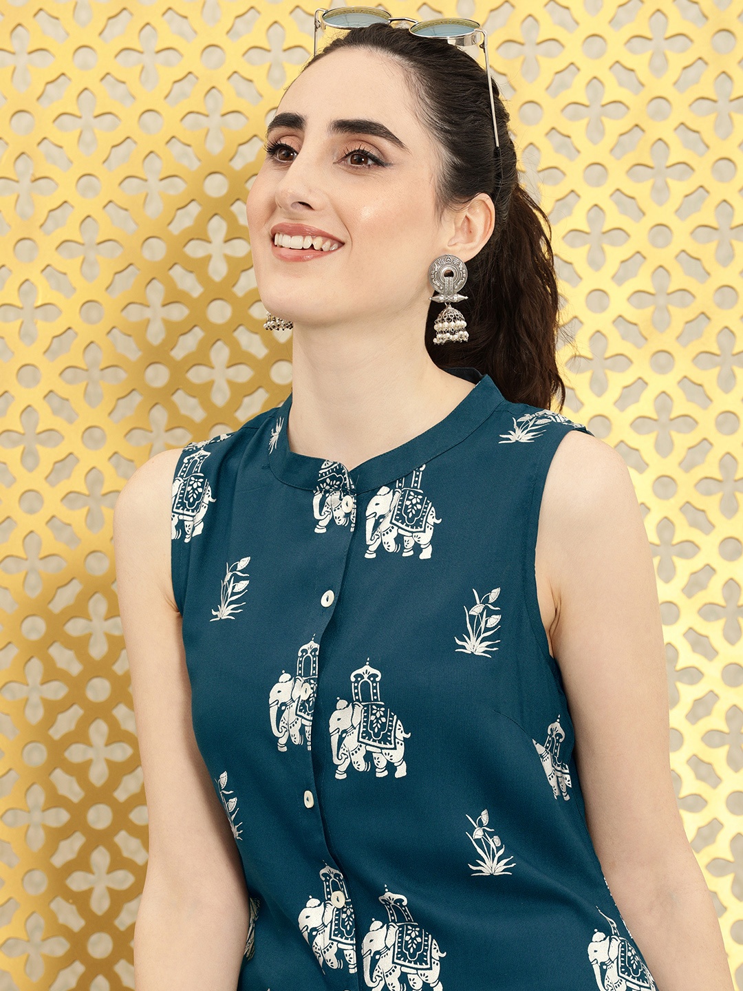 

Ode by House of Pataudi Women Blue & White Printed Rozana Kurta