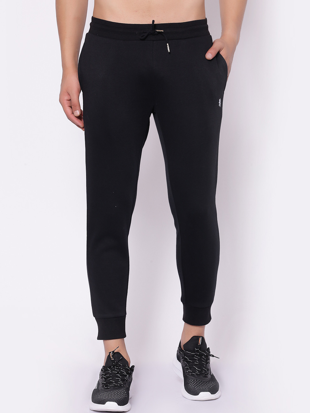 

Red Tape Men Black Solid Regular Fit Joggers