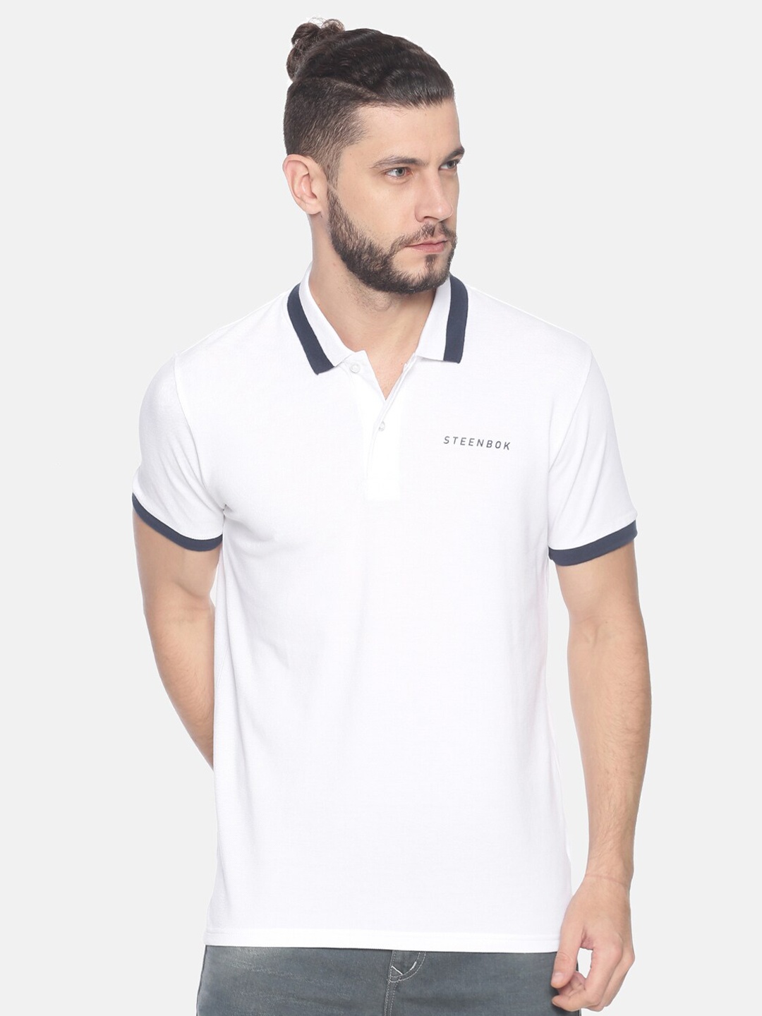 

Steenbok Men White Polo Collar T-shirt