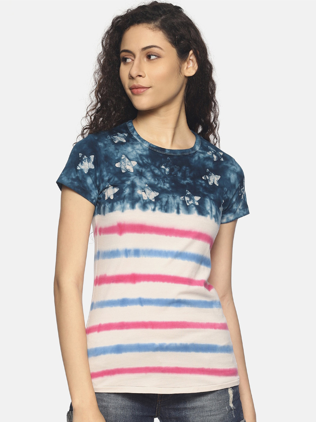 

Steenbok Women Navy Blue & Red Colourblocked Slim Fit T-shirt
