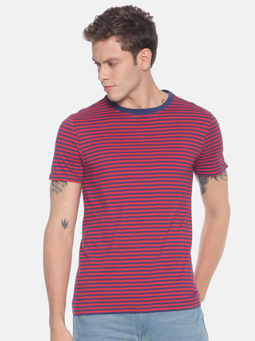 

Steenbok Men Red & Navy Blue Striped T-shirt