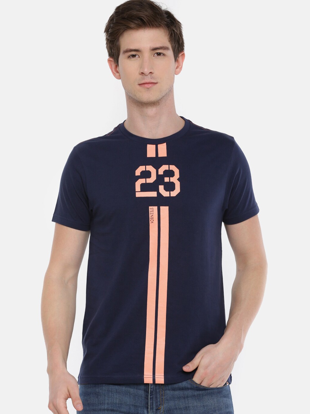 

Steenbok Men Navy Blue Typography Printed Applique Slim Fit T-shirt