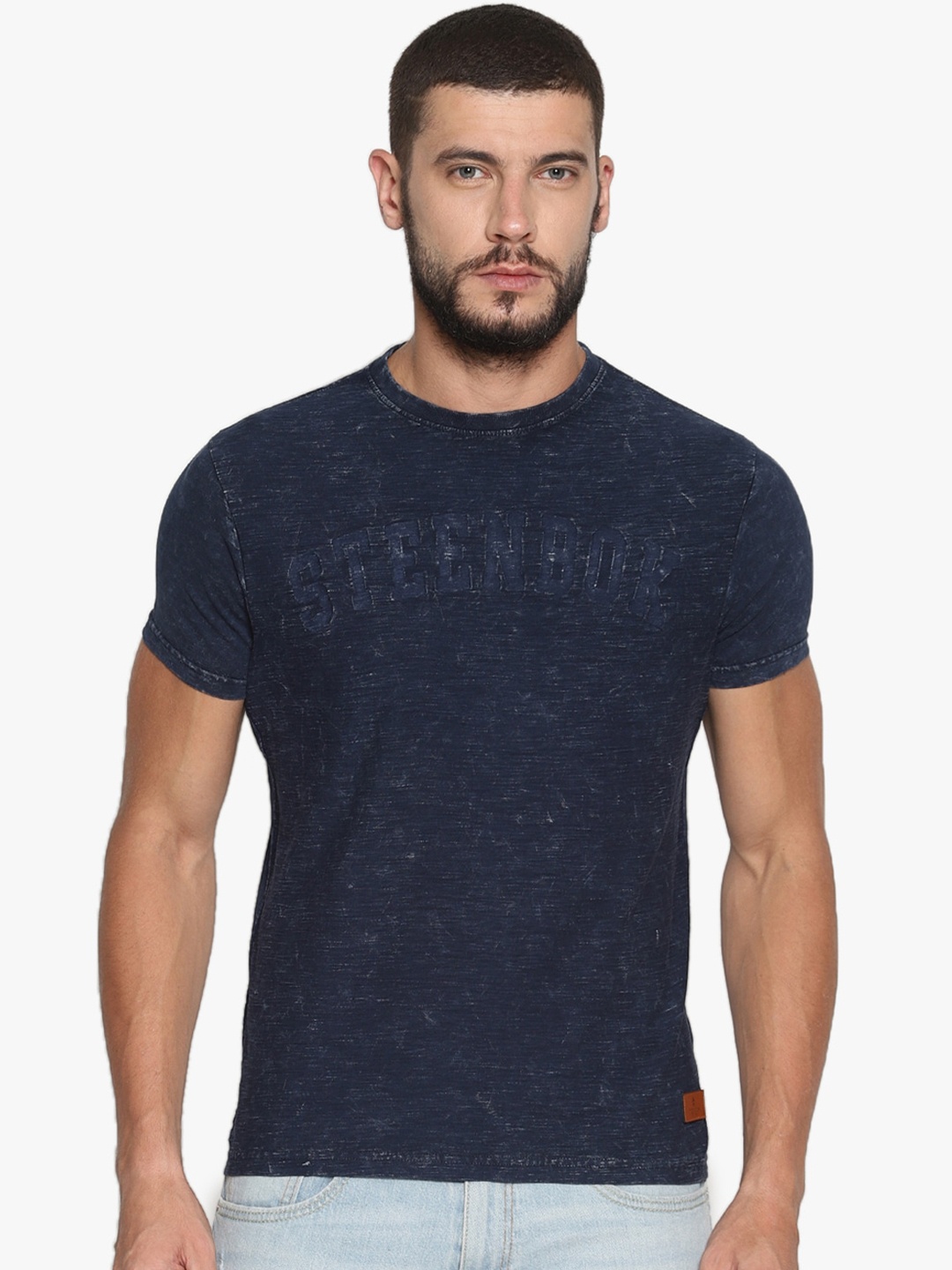 

Steenbok Men Navy Blue Typography Printed Pockets Slim Fit T-shirt