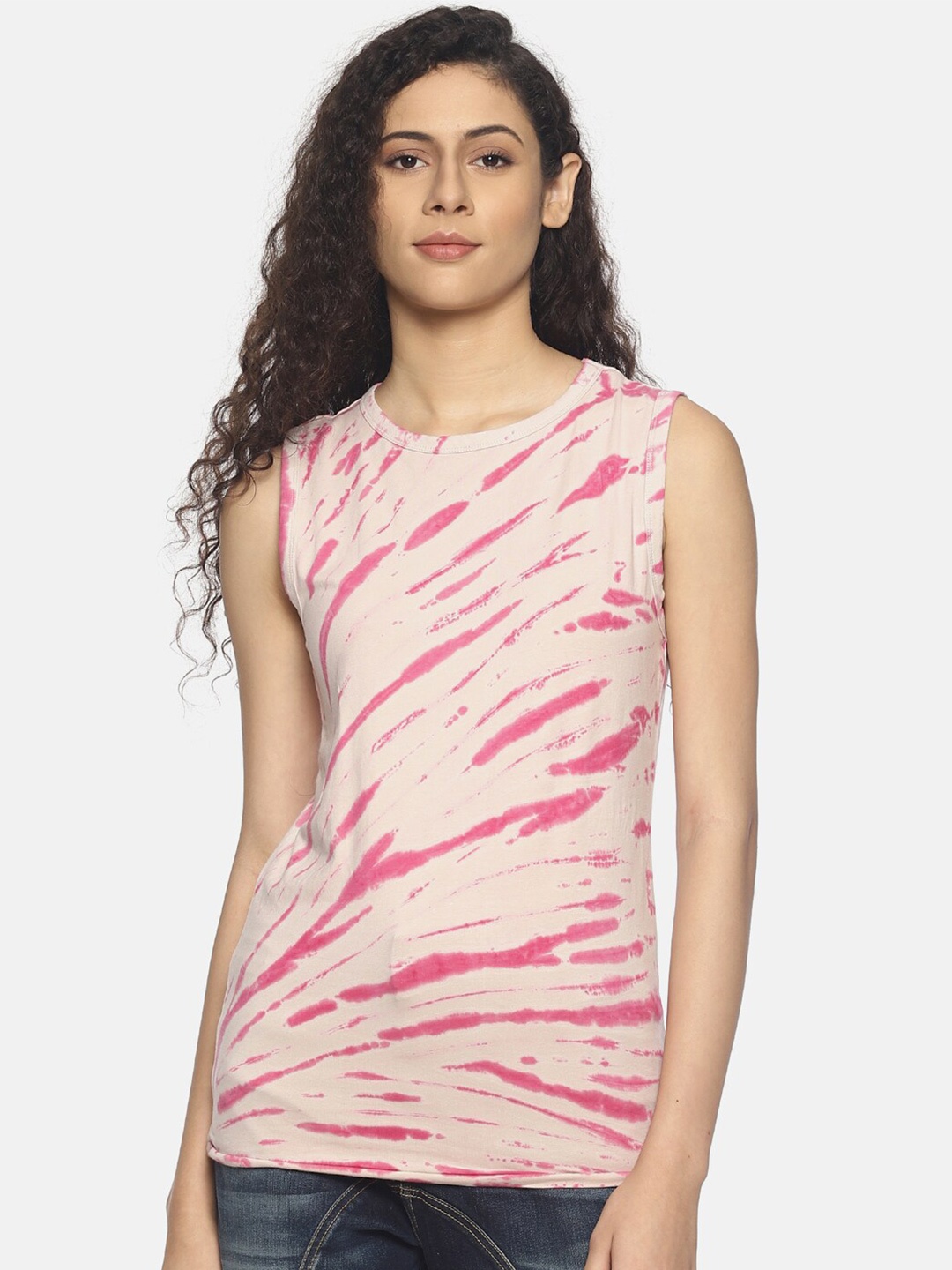 

Steenbok Women Pink Floral Printed Raw Edge Slim Fit T-shirt