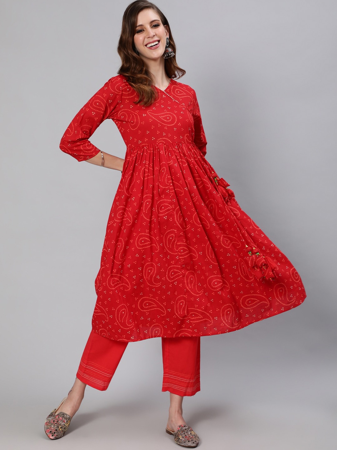 

Ishin Pure Cotton Ethnic Motifs Printed Angrakha Kurta with Trousers, Red