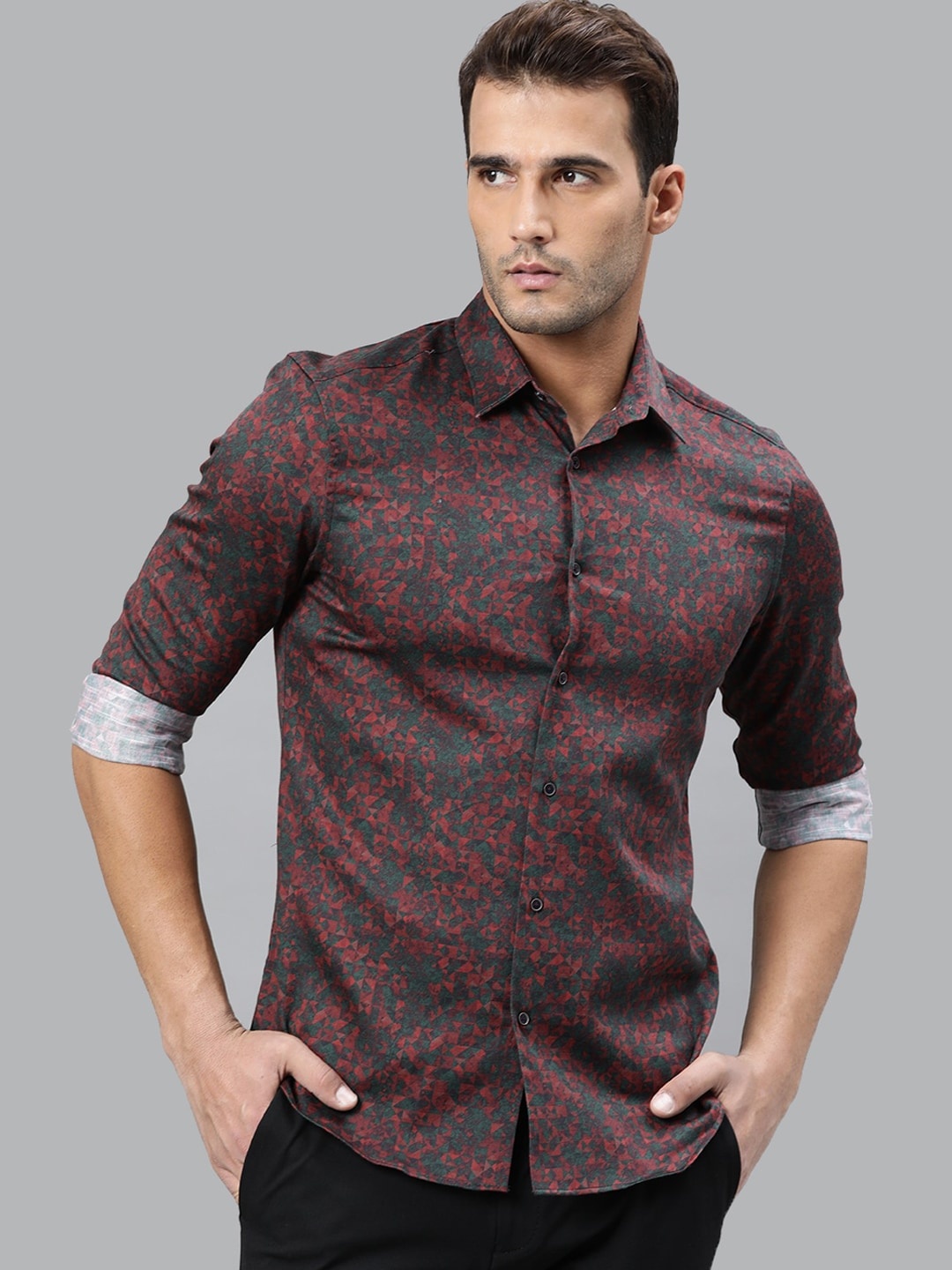 

RARE RABBIT Men Lowpol Slim Fit Opaque Printed Shirt, Red