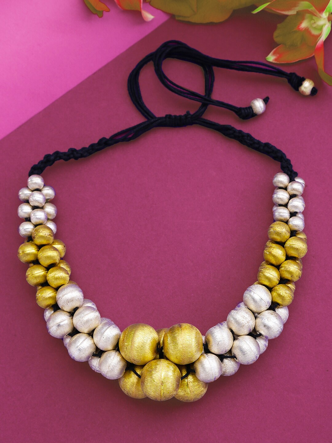 

Yellow Chimes Silver-Toned & Gold-Toned Handcrafted Choker Necklace