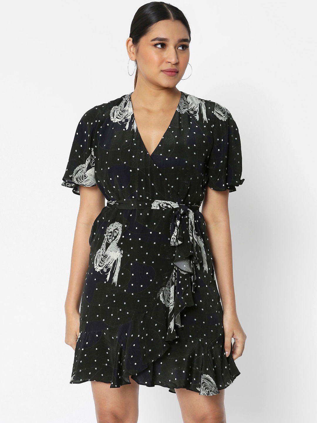 

Masaba Black Crepe Dress