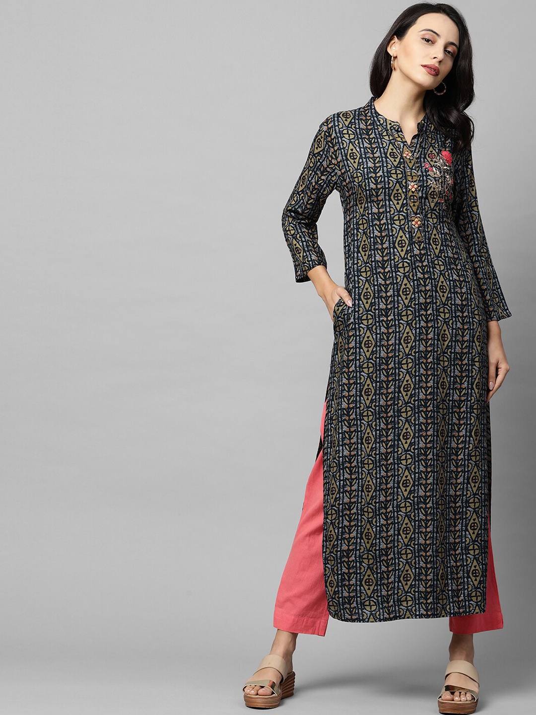 

FASHOR Women Multicoloured Printed Thread Work Kurta, Multi