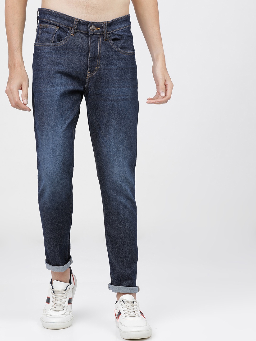 

HIGHLANDER Men Blue Tapered Fit Light Fade Jeans