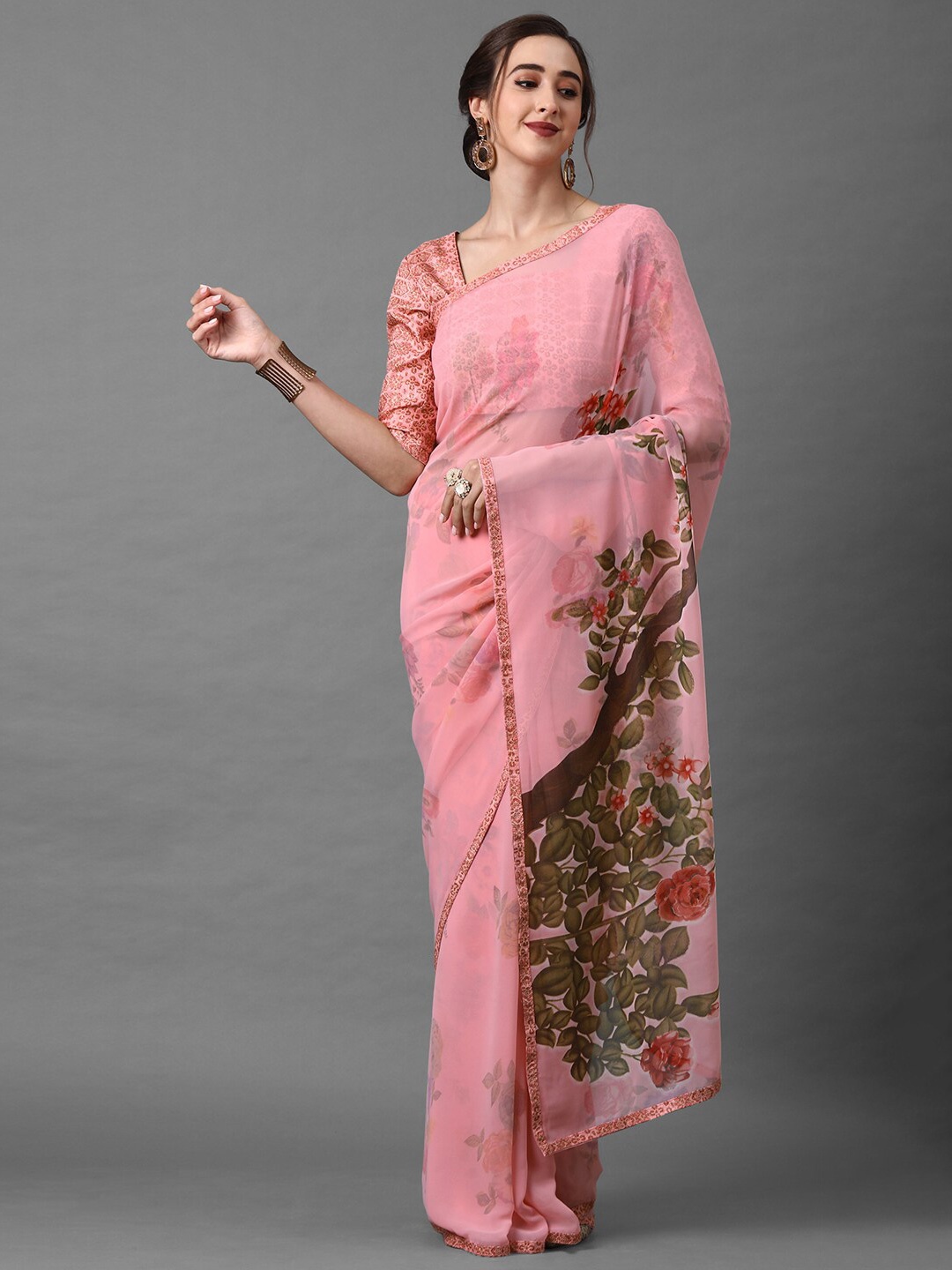 

Mitera Women Pink Poly Georgette Floral Printed Saree