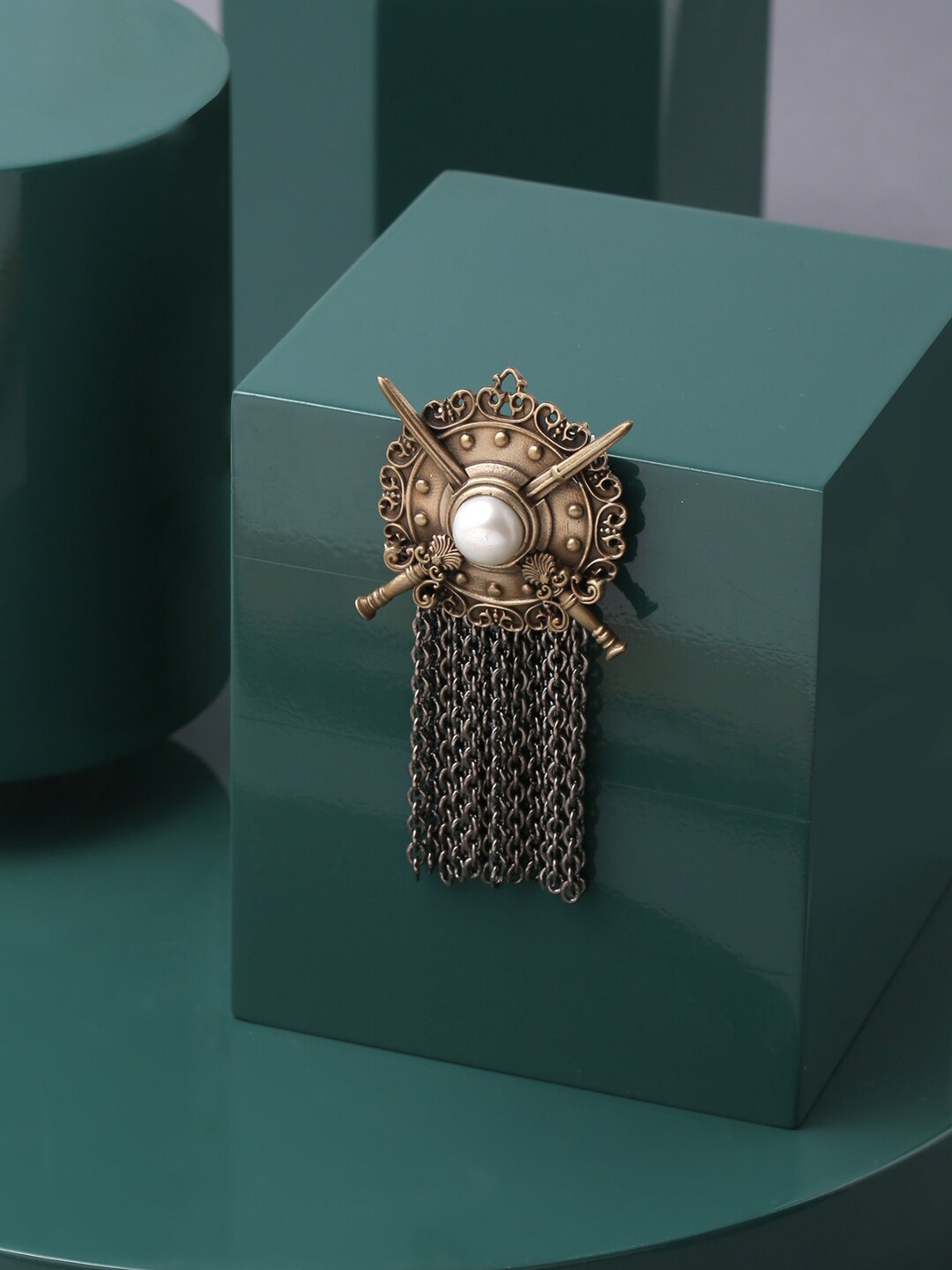

COSA NOSTRAA Men Copper-Toned & White Beaded The Shield Statement Brooch
