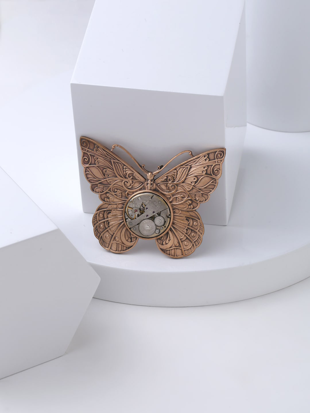 

COSA NOSTRAA Men Brass Vintage Butterfly Brooch, Metallic
