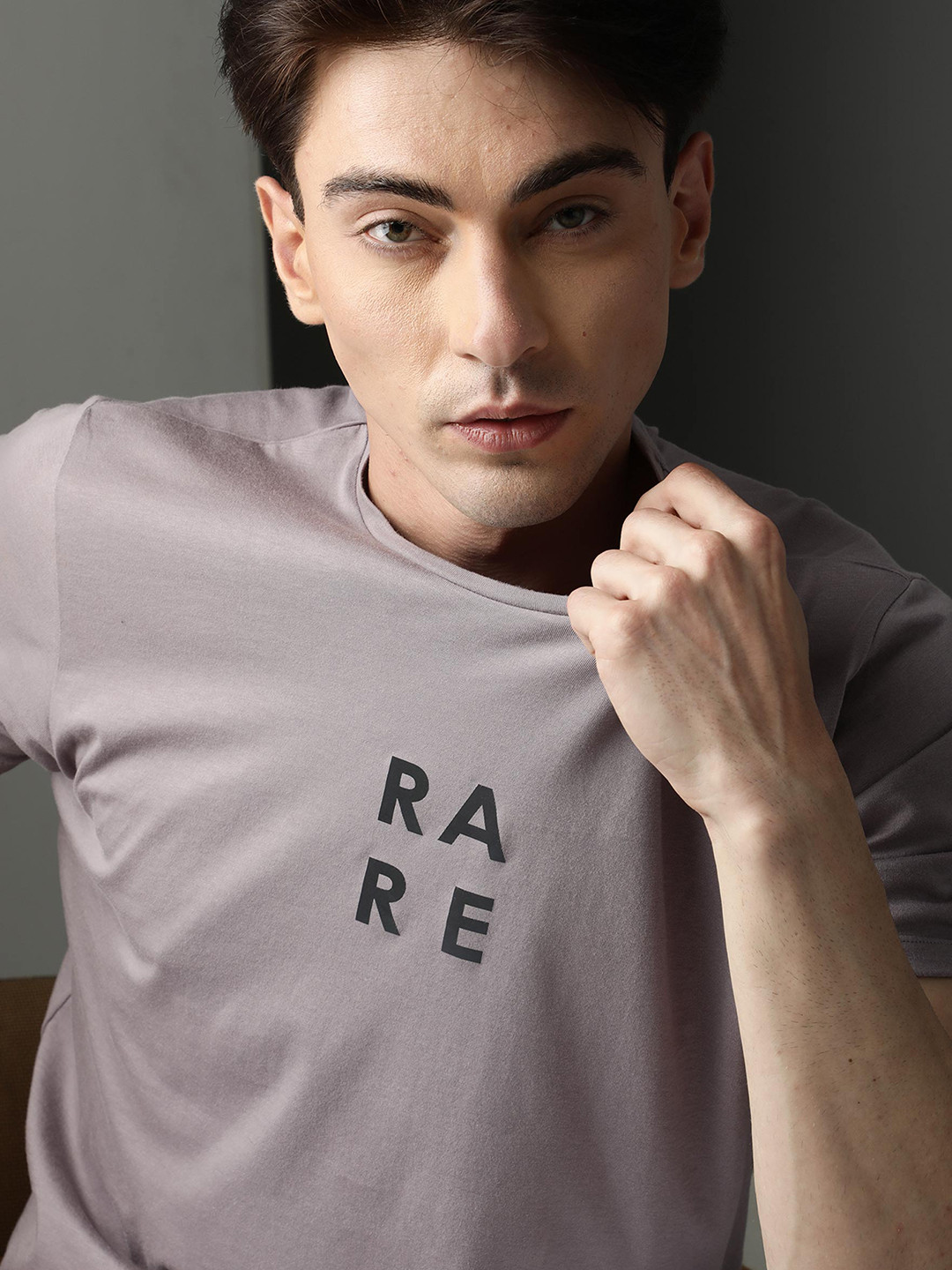 

RARE RABBIT Men Lavender Typography Henley Neck Pockets T-shirt