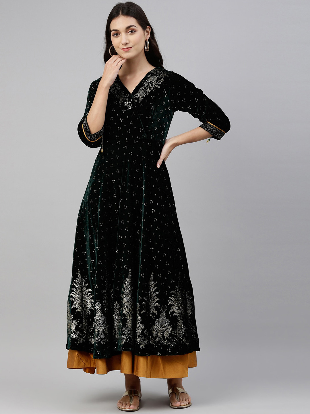 

Neerus Women Green & Silver-Toned Ethnic Motifs Printed Thread Work Velvet Anarkali Kurta