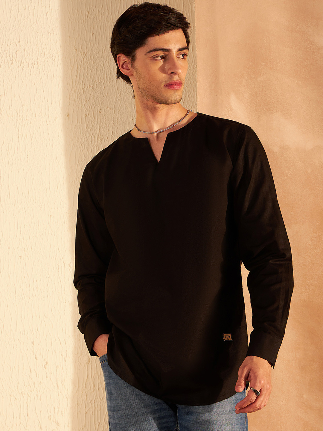 

DENNISON Men Black Comfort Slim Fit Short Kurta